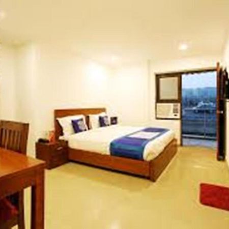 Hotel Star Light New Delhi Eksteriør bilde